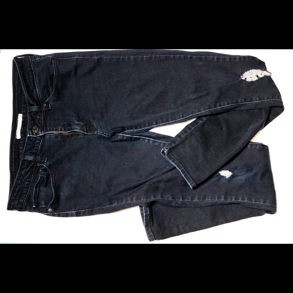 Levi black skinny jeans